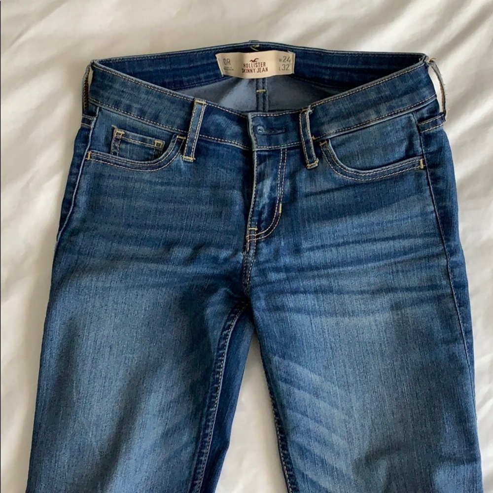 Hollister jeans